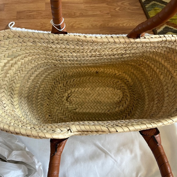 Chloe Marie Medium Raffia Basket Bag - Picture 6 of 8